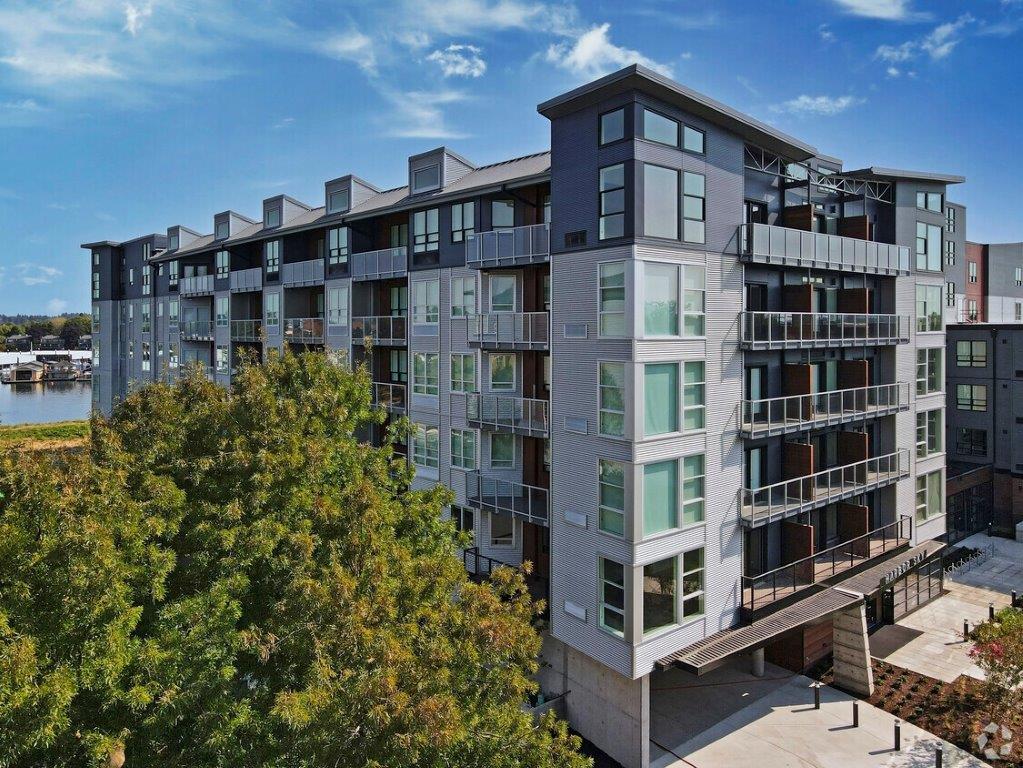 Harbor Sky apartments in Portland OR