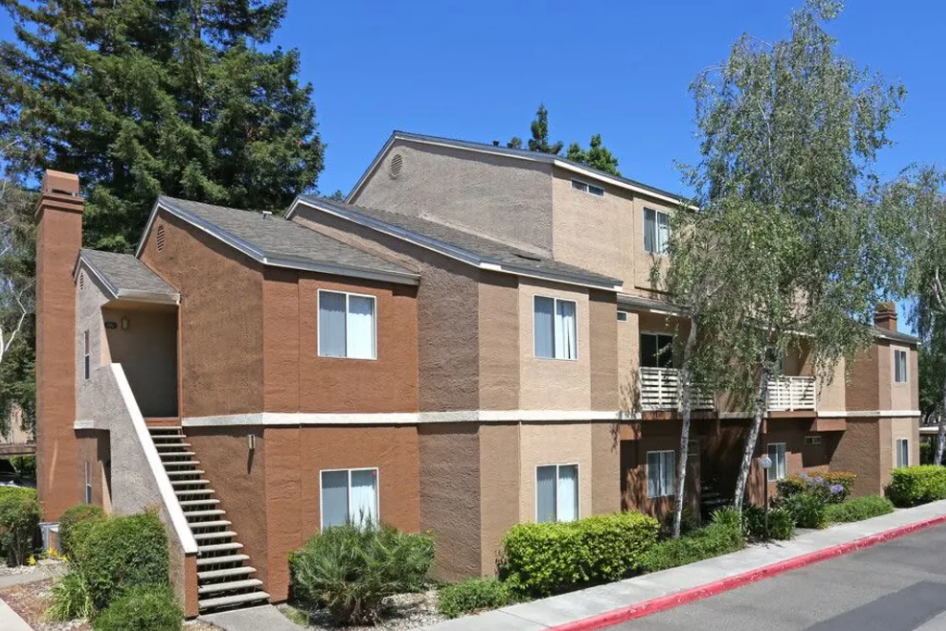 Willow Grove apartments in Modesto CA