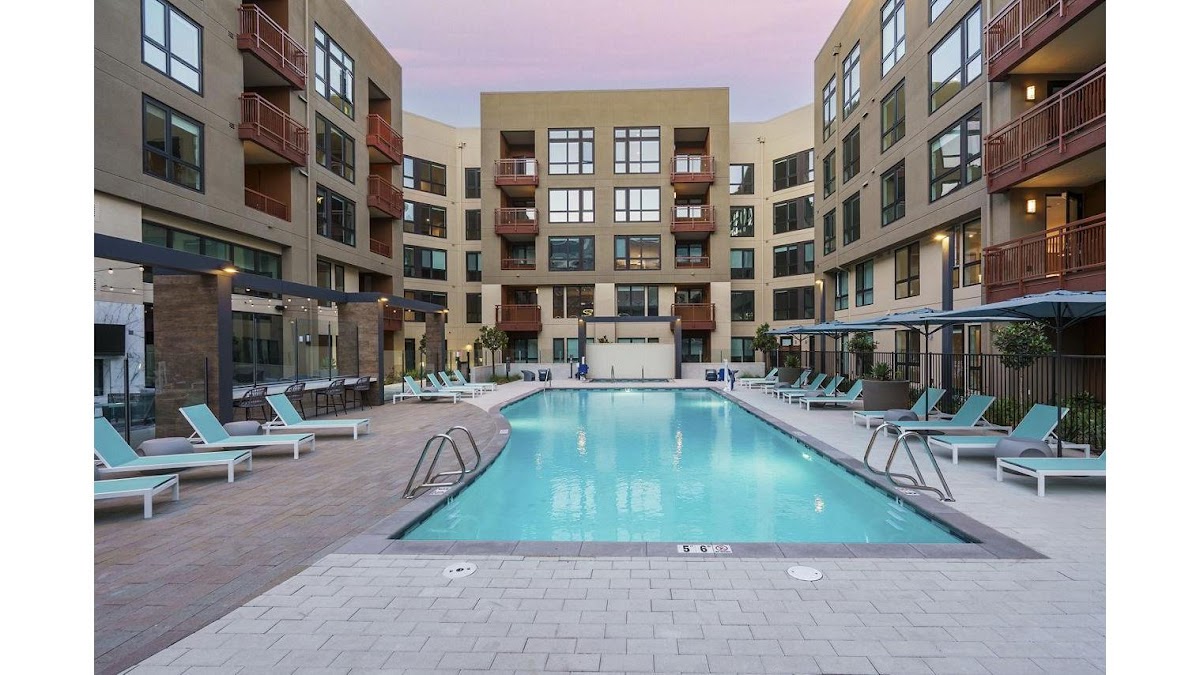 Rowe at Pear Village apartments in Sunnyvale CA