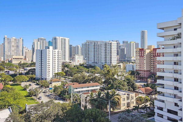 Riverview One Apartments apartments in Miami, FL