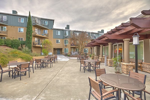 VINTAGE AT BENNETT VALLEY apartments in Santa Rosa CA