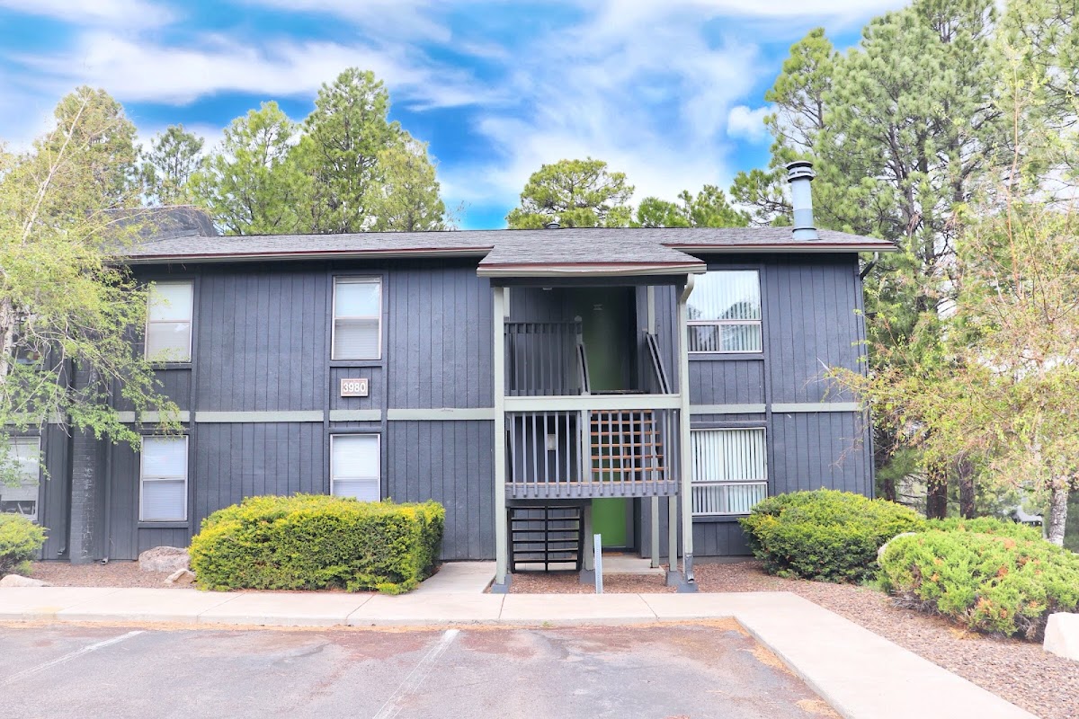 The Place at Forest Ridge apartments in Flagstaff, AZ