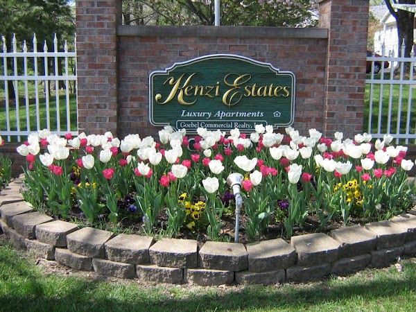 Kenzi Estates apartments in Evansville IN