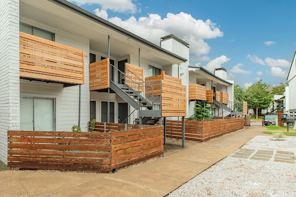 Artisan at South Lamar apartments in Austin TX