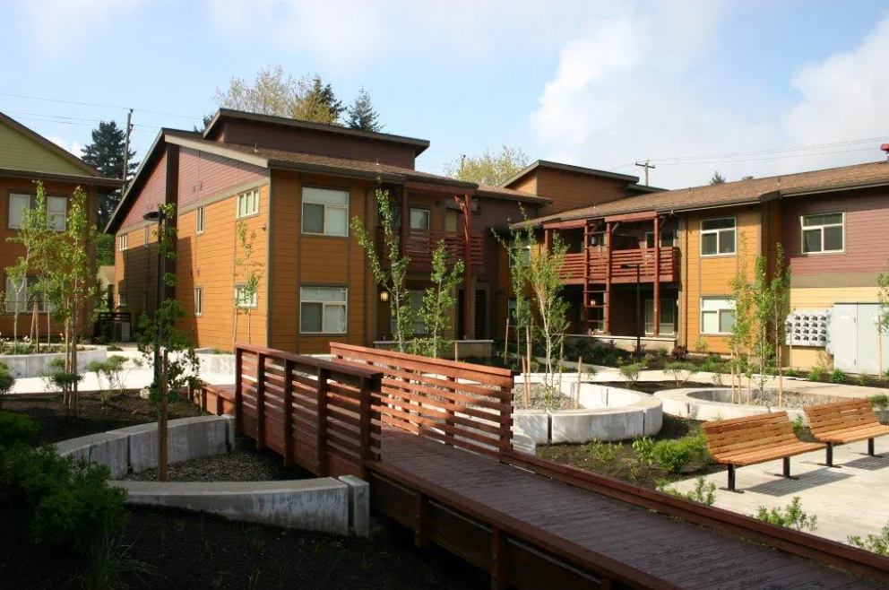 Bridge Meadows North Portland apartments in Portland OR