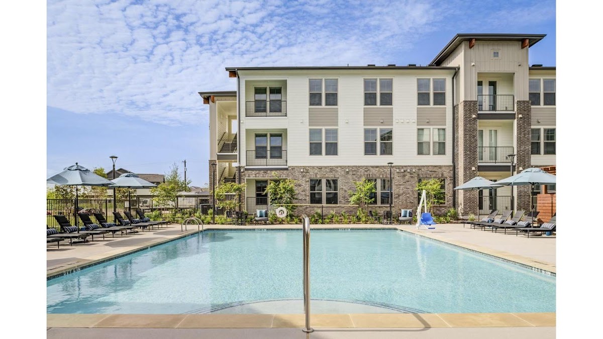Birchway Denton apartments in Denton TX