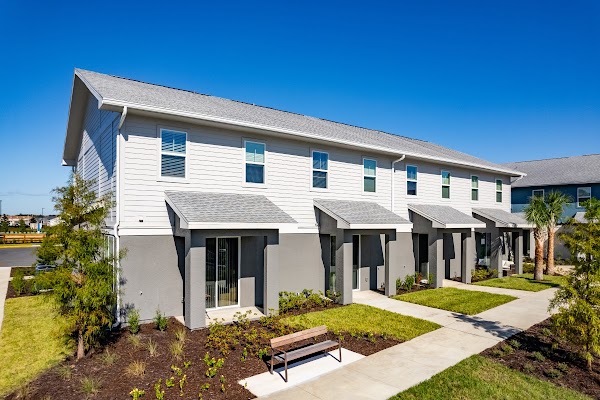 Cacema Townhomes apartments in Kissimmee FL