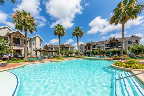Marquis at Sugar Land apartments in Sugar Land TX