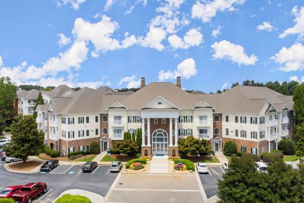 The Cedars at Johns Creek apartments in Johns Creek GA