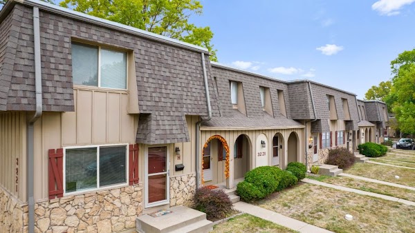 Misty Glen Apartments and Townhomes apartments in Topeka, KS