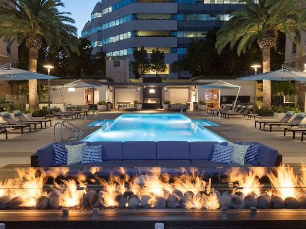 Avalon Towers on the Peninsula apartments in Sunnyvale CA