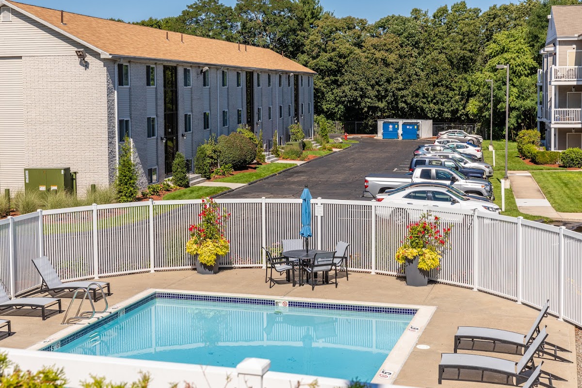 Princeton Reserve apartments in Lowell MA