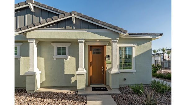 Sobremesa Villas apartments in Surprise AZ