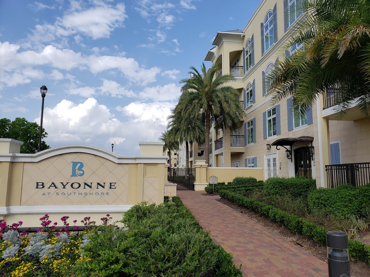 Bayonne at Southshore apartments in Baton Rouge LA