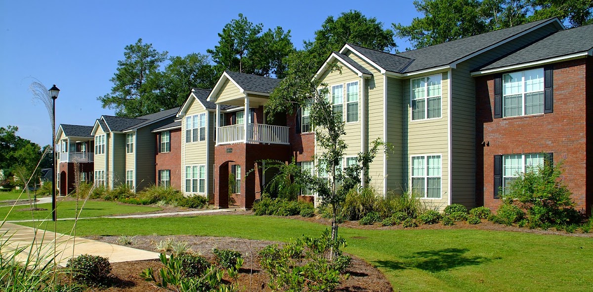 Greystone Creekwood apartments in Leesburg, GA