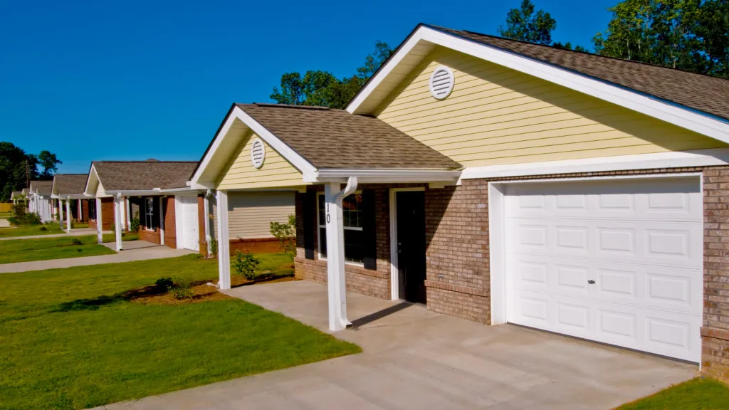 Barkley Estates apartments in Albany, GA