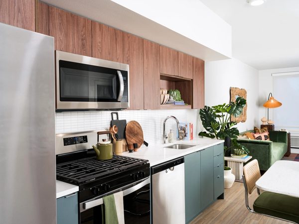 Modera Raleigh Hills apartments in Beaverton, OR