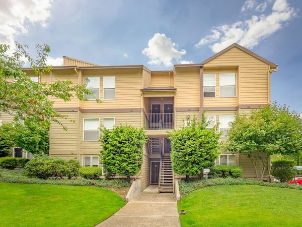 Avana Powell Valley apartments in Gresham, OR