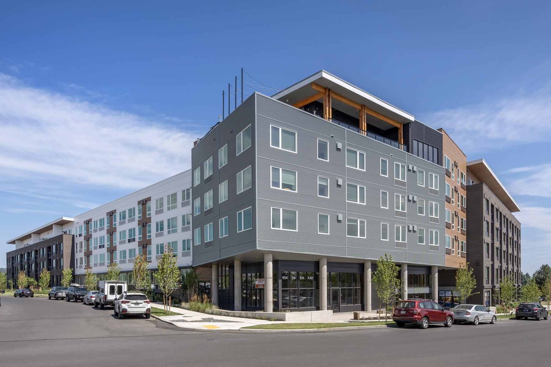 The Current apartments in Bend, OR