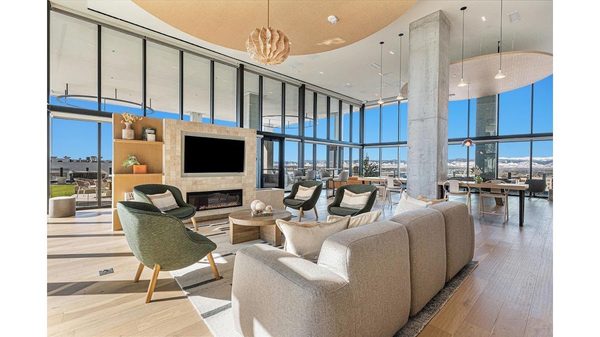 One Seven at Belleview Station apartments