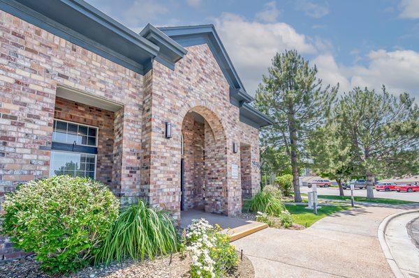 Dove Valley apartments in Centennial, CO