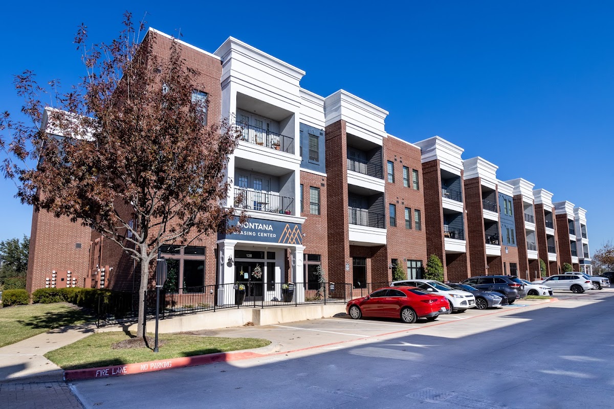 Varia at Highland Village apartments in Highland Village, TX