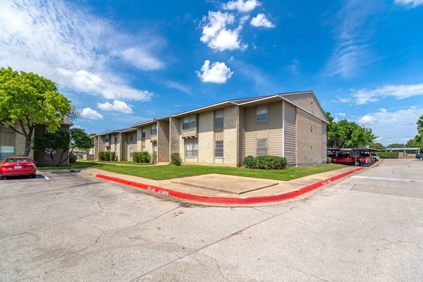 Forest Gardens Apartments apartments in Dallas, TX