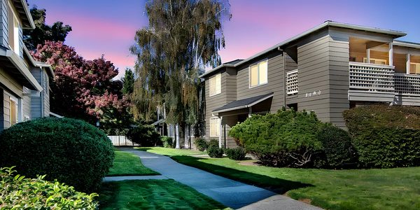 Poplar Village Apartments apartments in Medford, OR