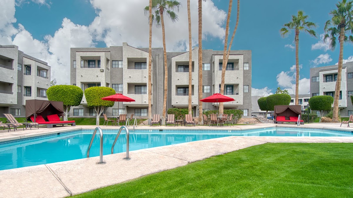El Encanto apartments in Yuma, AZ