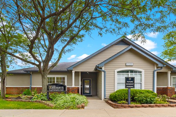The Reserve at Chandler's Glen apartments in Bloomington, IN