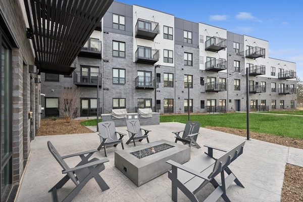 Wangstad Commons apartments in Brooklyn Park, MN