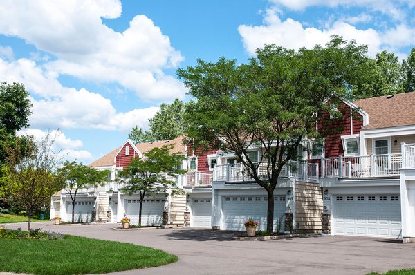 Eagan Gables Townhomes apartments in Eagan, MN