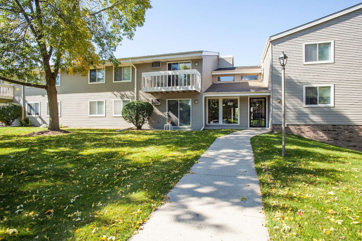 Kimberly Place Apartments apartments in Waukesha, WI