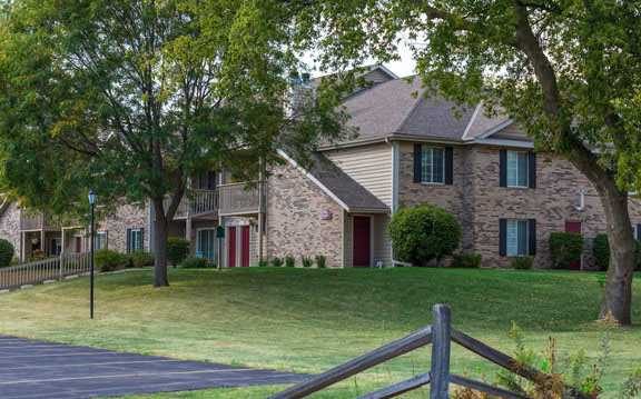 Bridlewood Apartments apartments in Pewaukee, WI