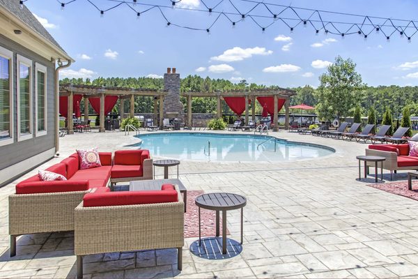 Century Lakeshore Crossings apartments in Birmingham, AL