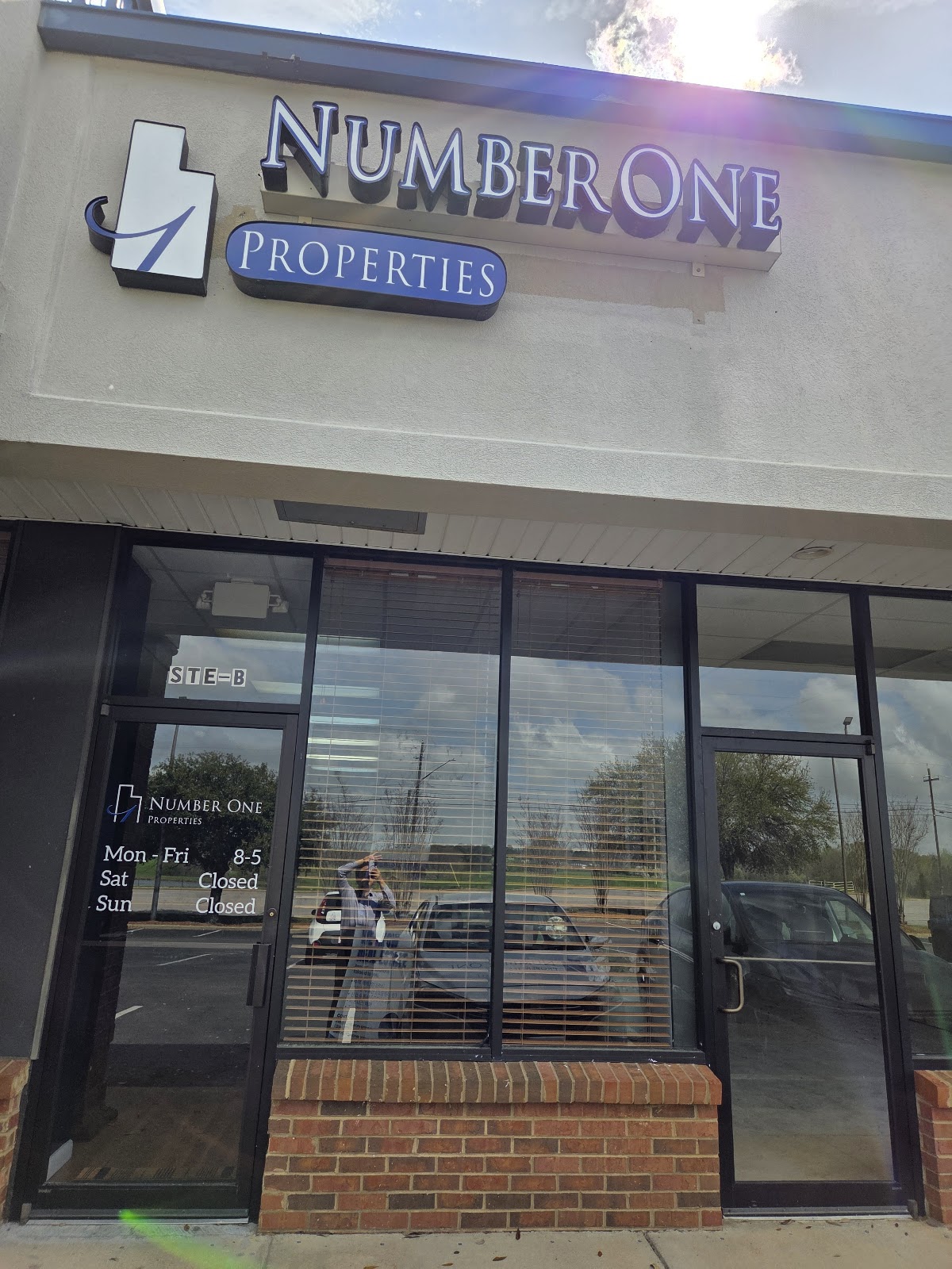Number One Properties apartments in Auburn, AL