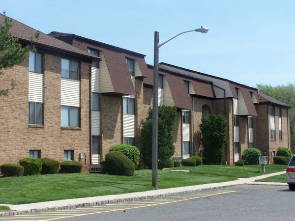 Rivendell at Edison apartments