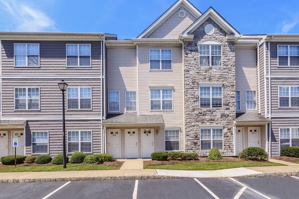 Amber Grove Apartments apartments in Lakewood, NJ