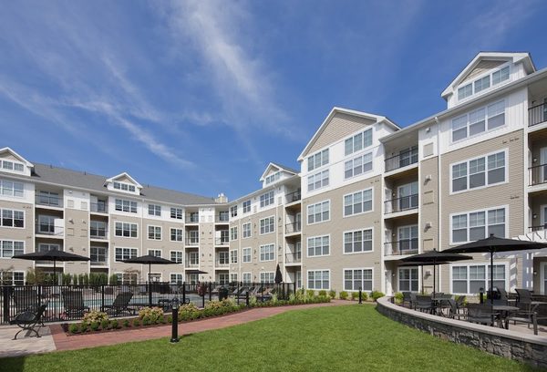 The Confluence at Norwalk Apartments apartments
