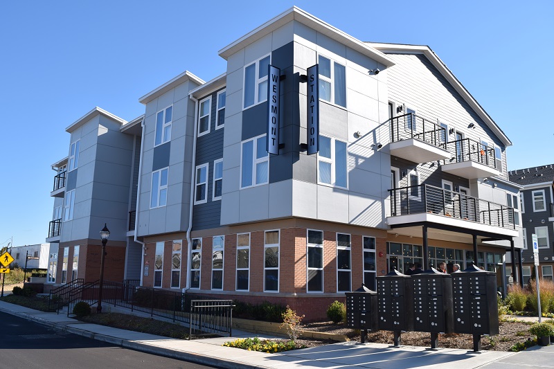The Willows at Wesmont Station apartments in Wood Ridge, NJ