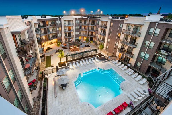 400 RHETT apartments