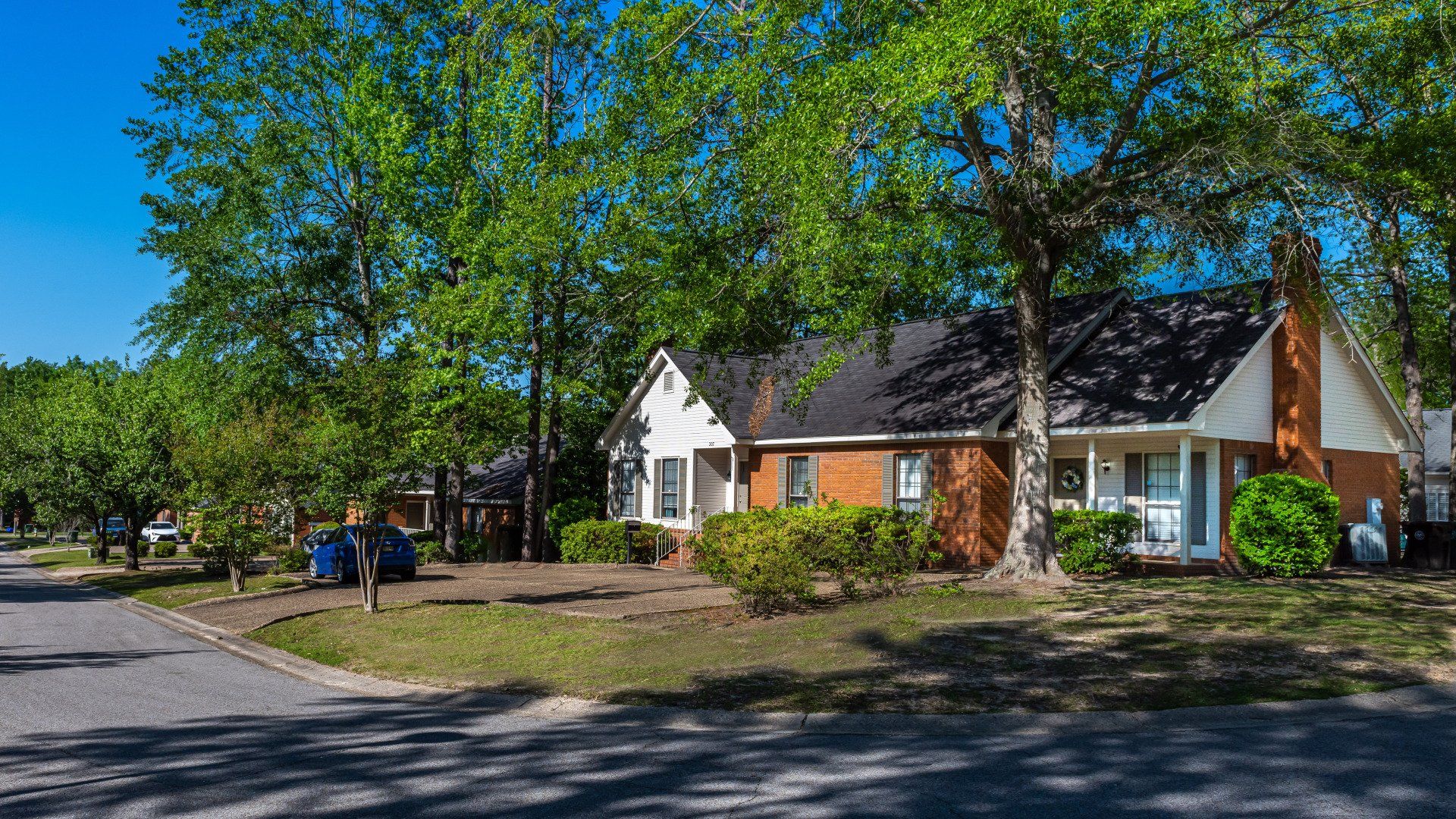 Woodshire Duplexes & Townhomes apartments in Hattiesburg, MS