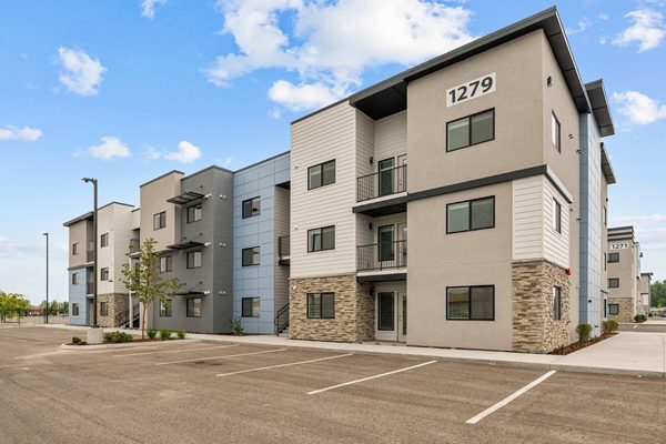 District 208 apartments in Nampa, ID