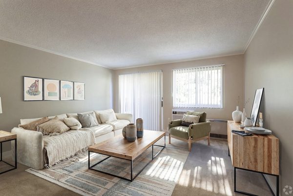 Foreside Estates apartments in Portland, ME