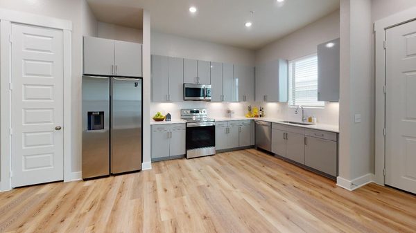 Luxe Prosper apartments in Addison, TX