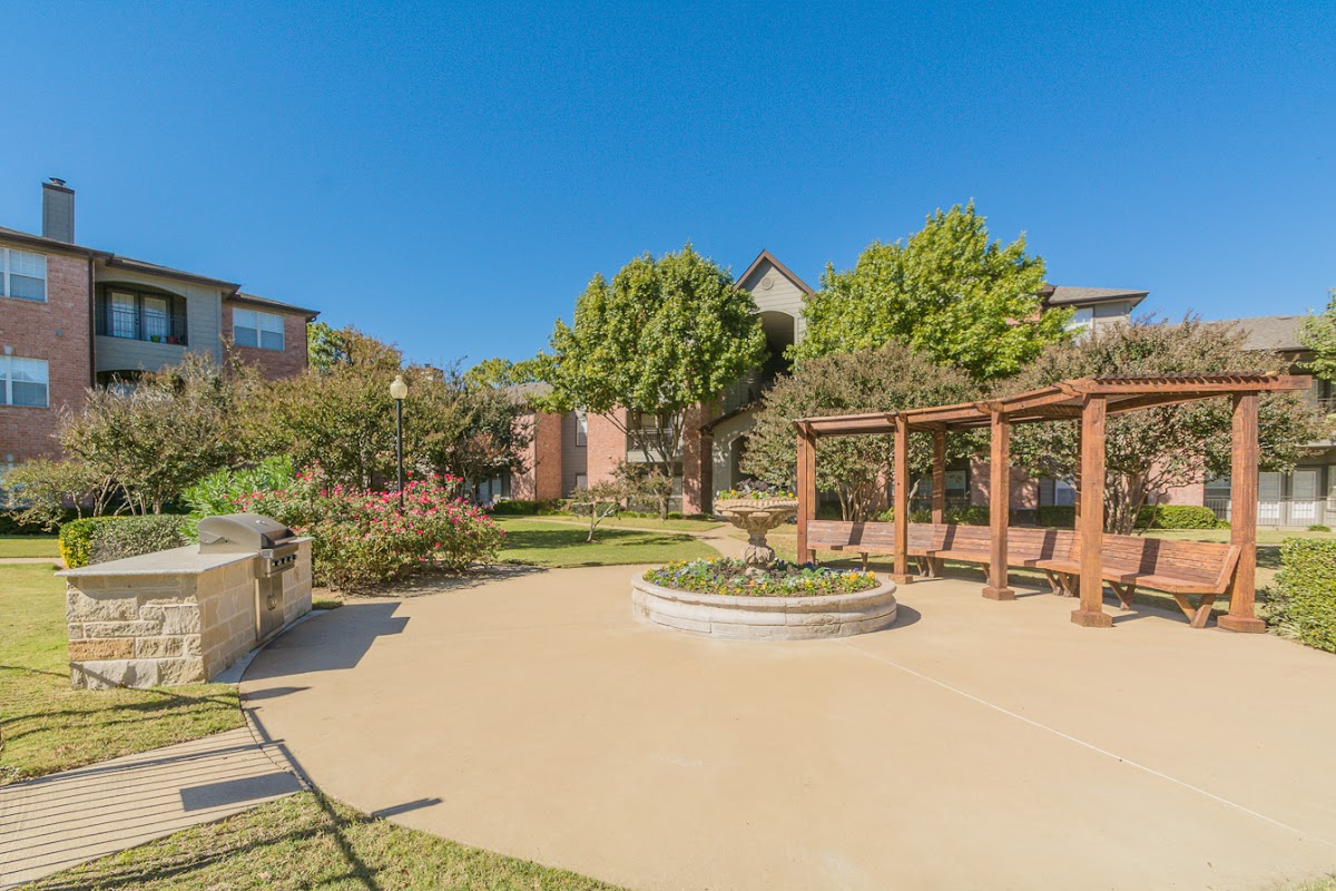 Fountains of Denton apartments in Denton, TX