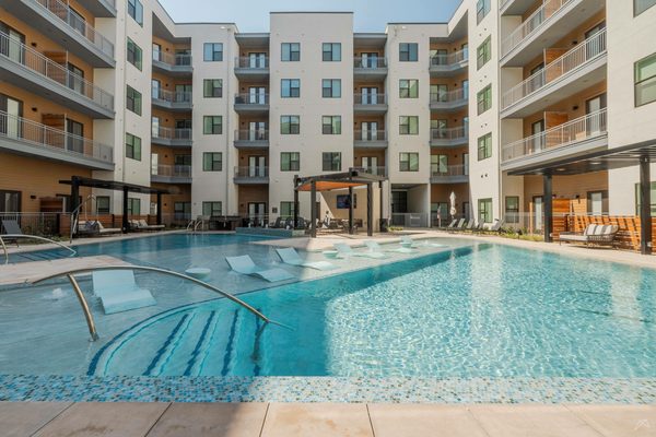 Presidium Valley View apartments in Addison, TX