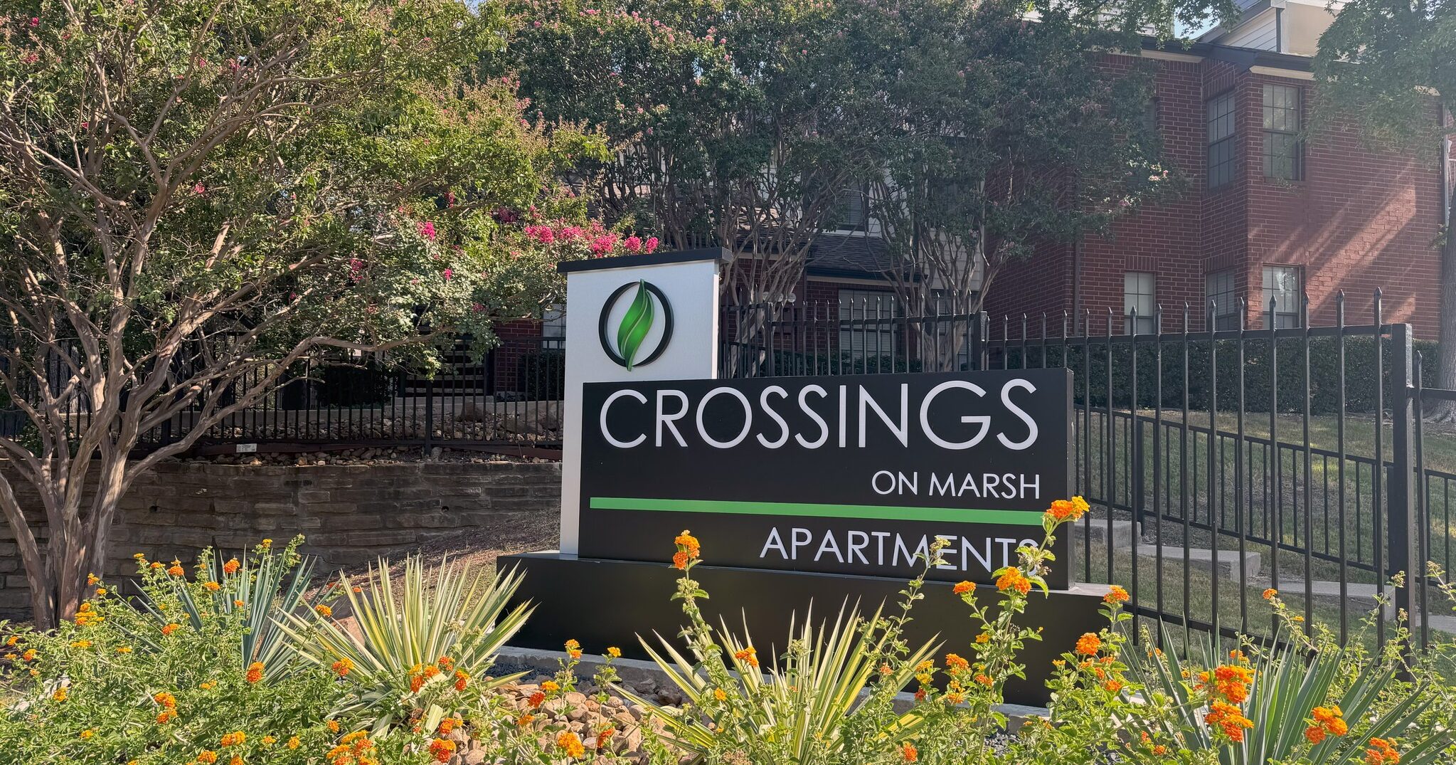 Crossings On Marsh Apartments apartments in Addison, TX