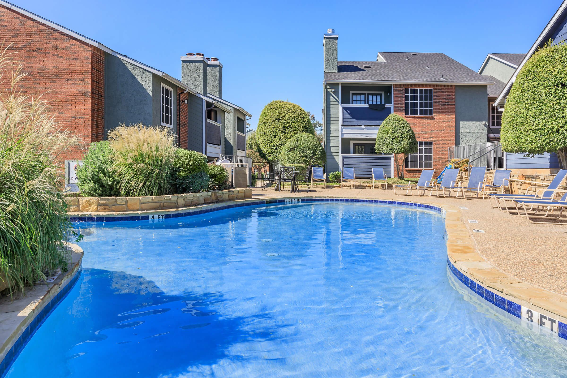 The Retreat @ 3737 apartments in Addison, TX