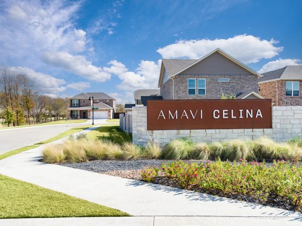 Amavi Celina apartments in Addison, TX